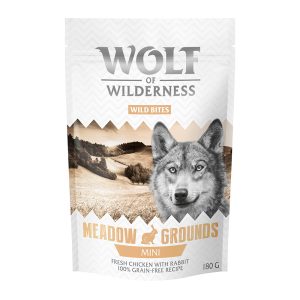 Wolf of Wilderness Snack – Wild Bites 180 g UUTUUS: MINI Meadow Grounds - kani & kana (pienet kuutiot)