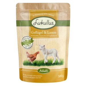 Lukullus Pouches siipikarja & lammas koiranruoka